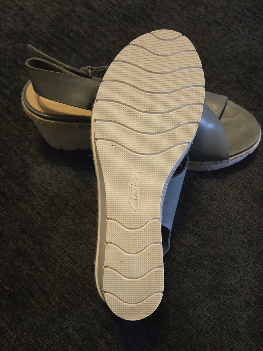 Clarks Blue Leather Wedge Slingback Sandals. Size 10 - Picture 2 of 9